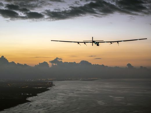 635715334096271429-AP-Solar-Plane.2