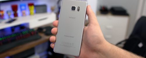 La fabrica de Samsung se incendia por falla de bateria.